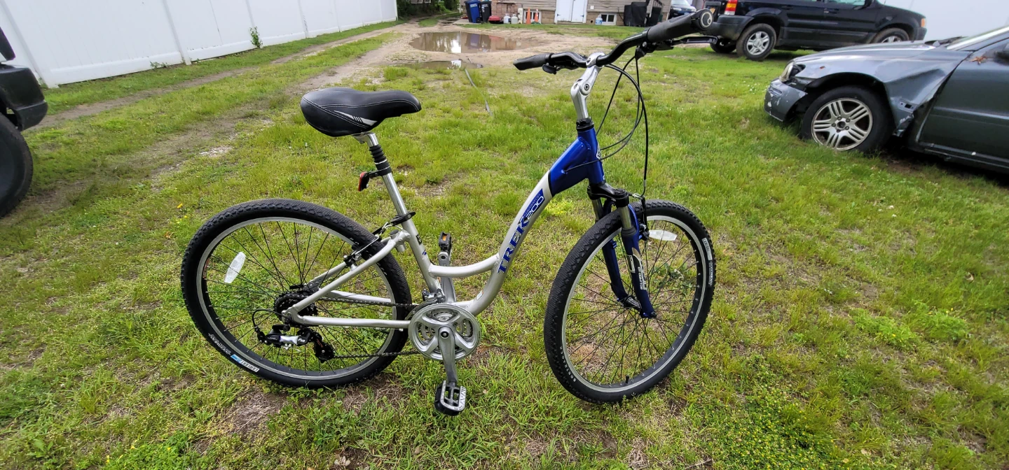 Trek Womens Navigator StepThru Mountain Bike