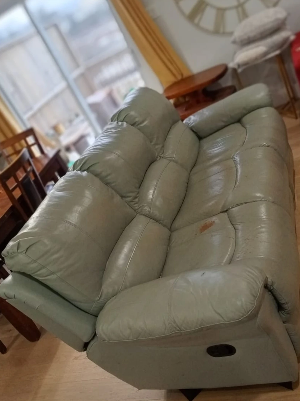 3 Seater Leather Reclining Sofa - Mint blue / Light Grey 🥕