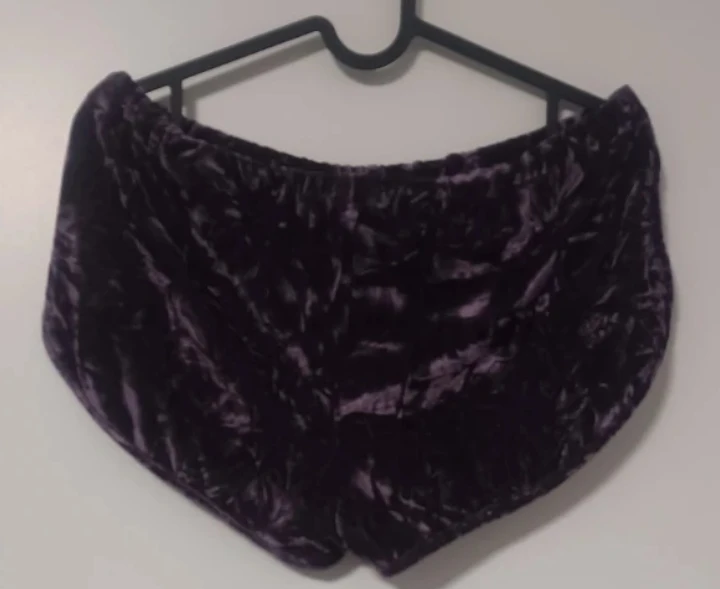 Purple Velvet Shorts - Large - photo 2