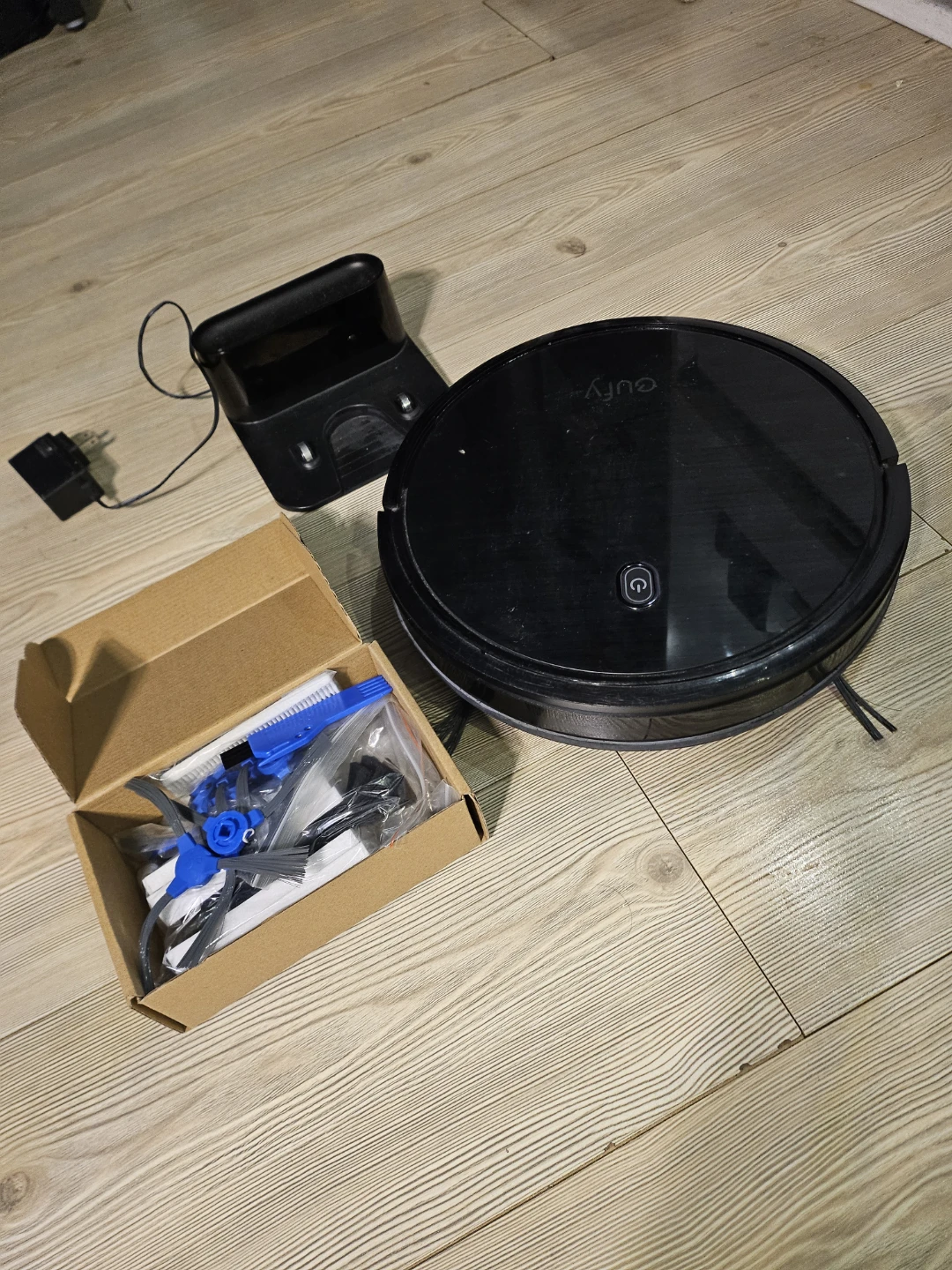 Eufy robot vacuum - photo 3