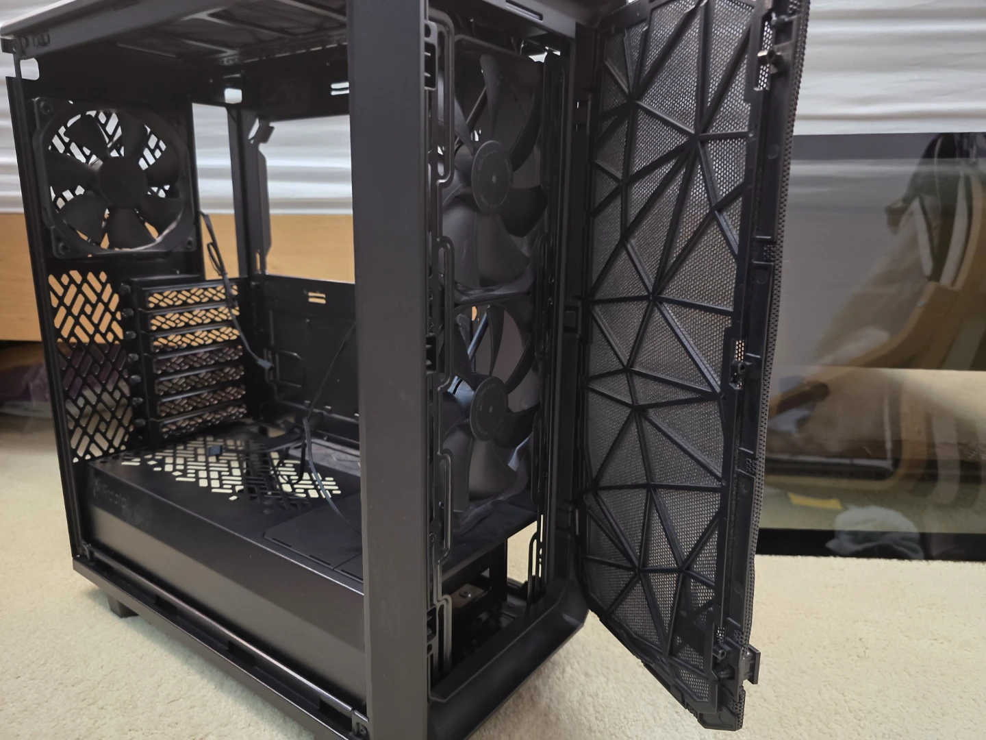 Meshify 2 Compact midtower PC case - photo 2