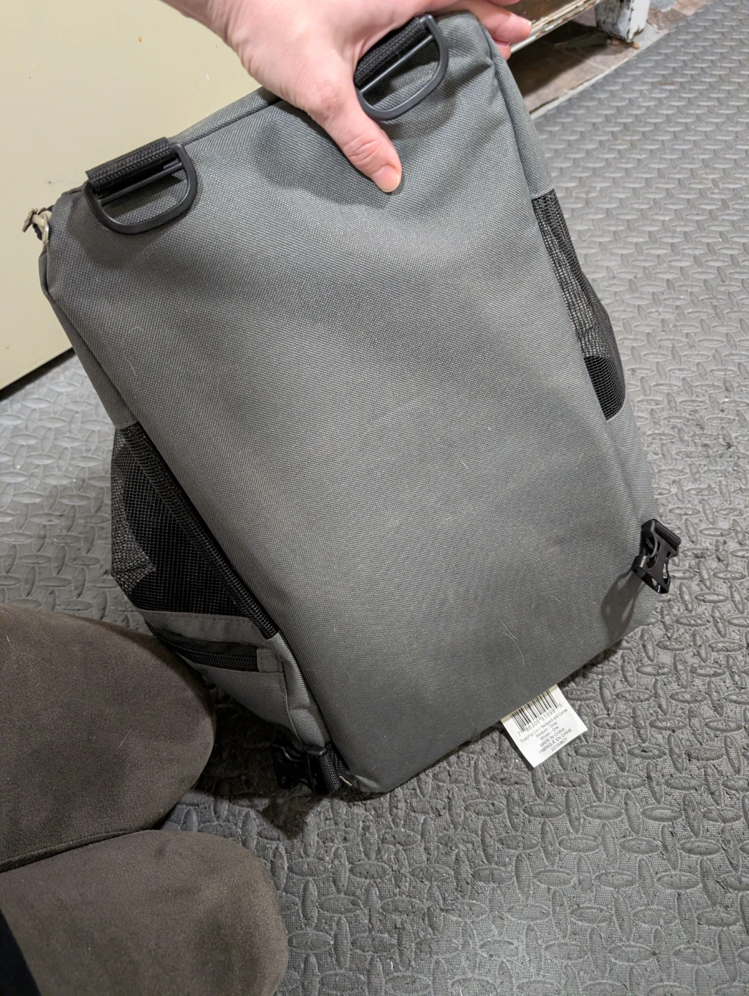 Pet Carrier- Never Used! - photo 5