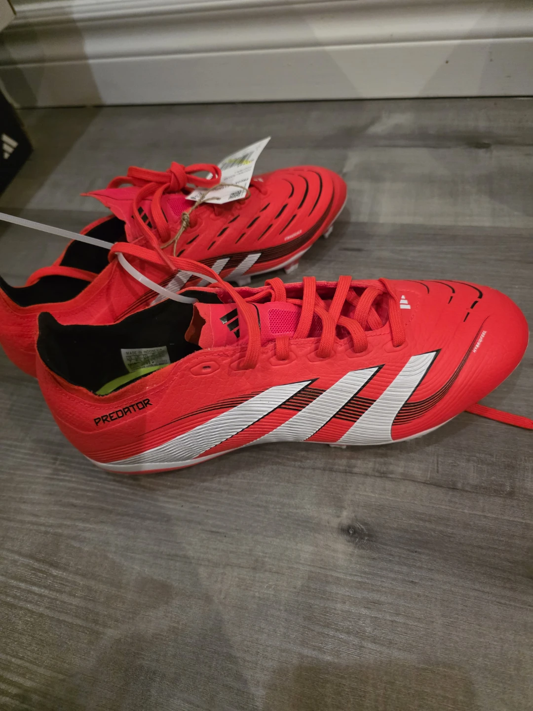 Adidas Predator Football/Soccer Cleats - Red - Size 7 US - photo 4