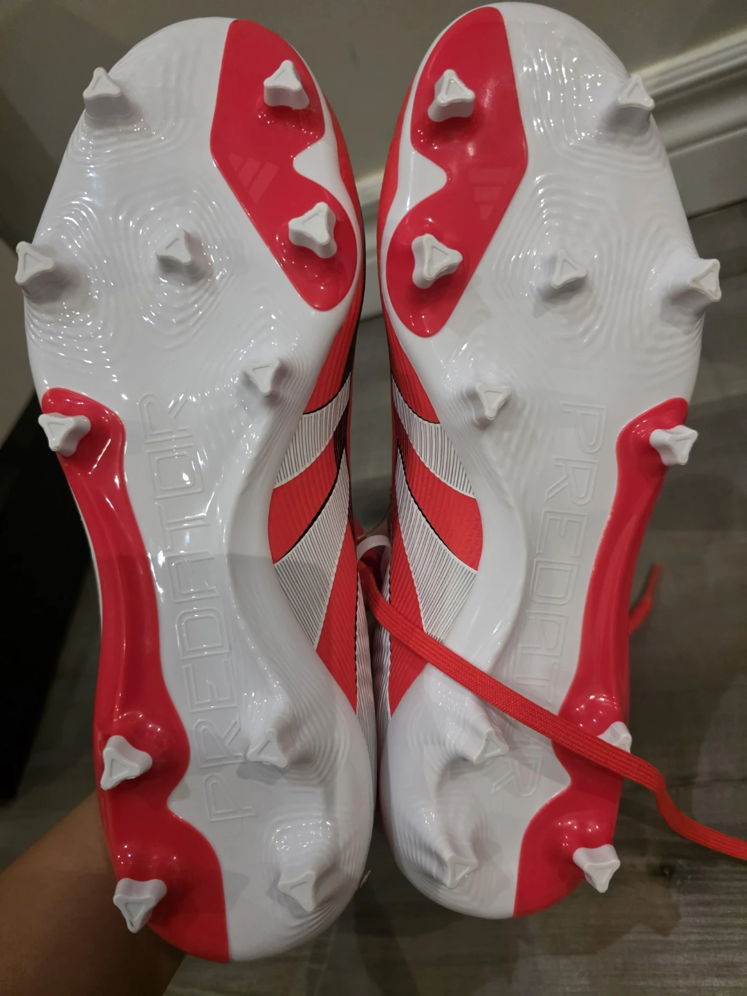 Adidas Predator Football/Soccer Cleats - Red - Size 7 US - photo 5