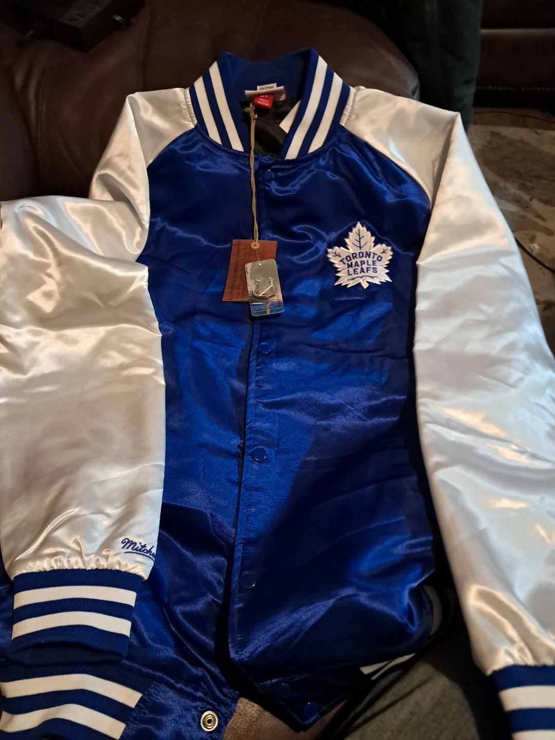 Mitchell & Ness Toronto Maple Leafs Satin Bomber Jacket - photo 2