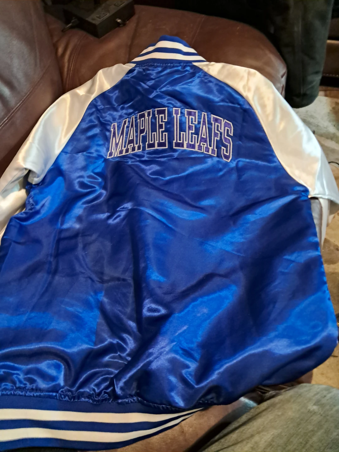 Mitchell & Ness Toronto Maple Leafs Satin Bomber Jacket - photo 4