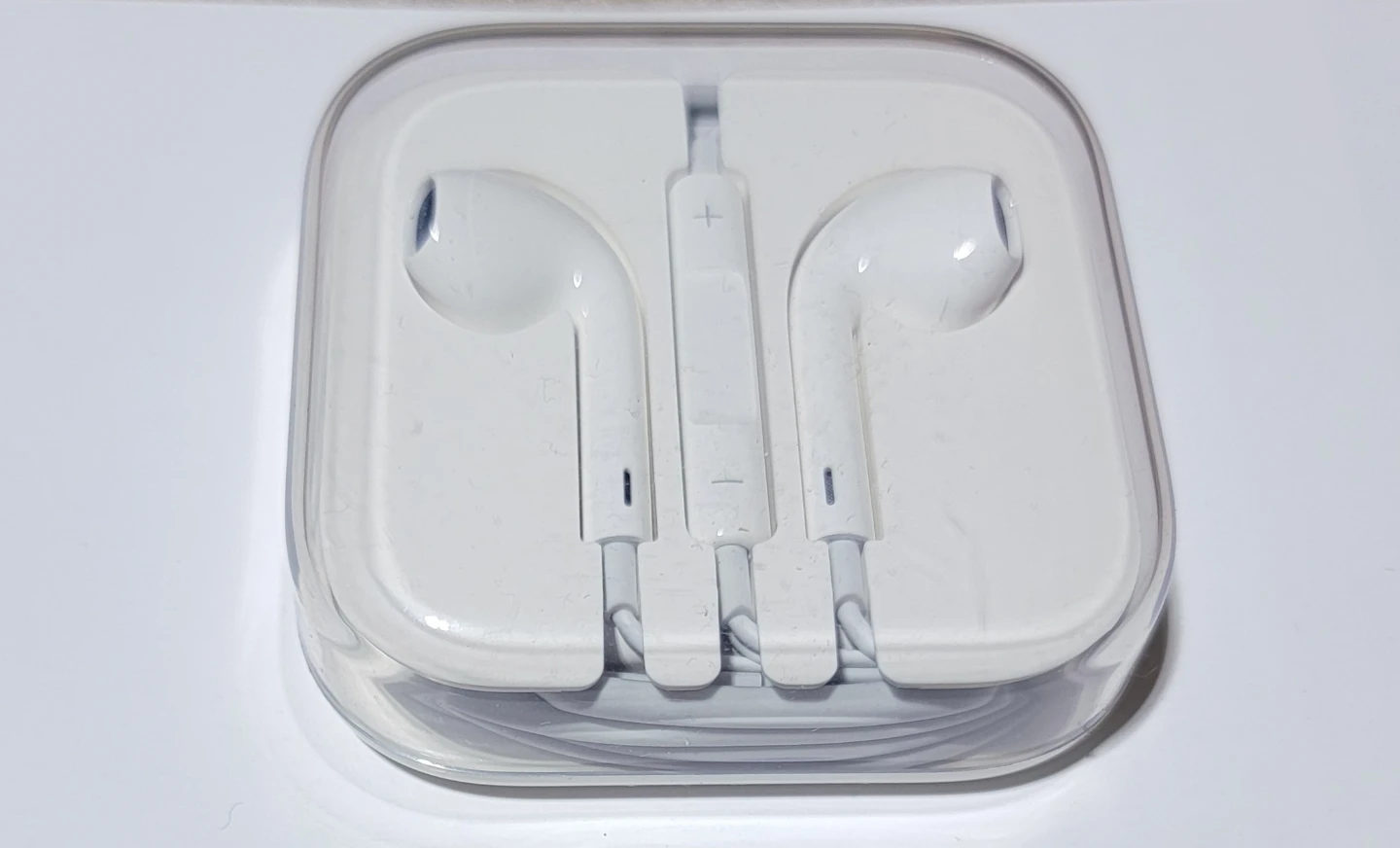 Apple EarPods with 3.5mm Headphone Jack - photo 2