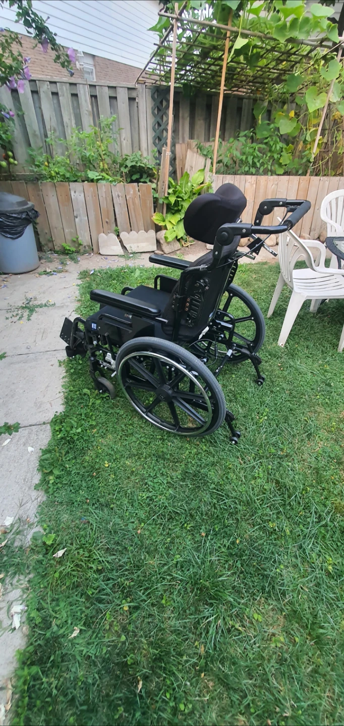 Invacare Wheelchair - photo 2
