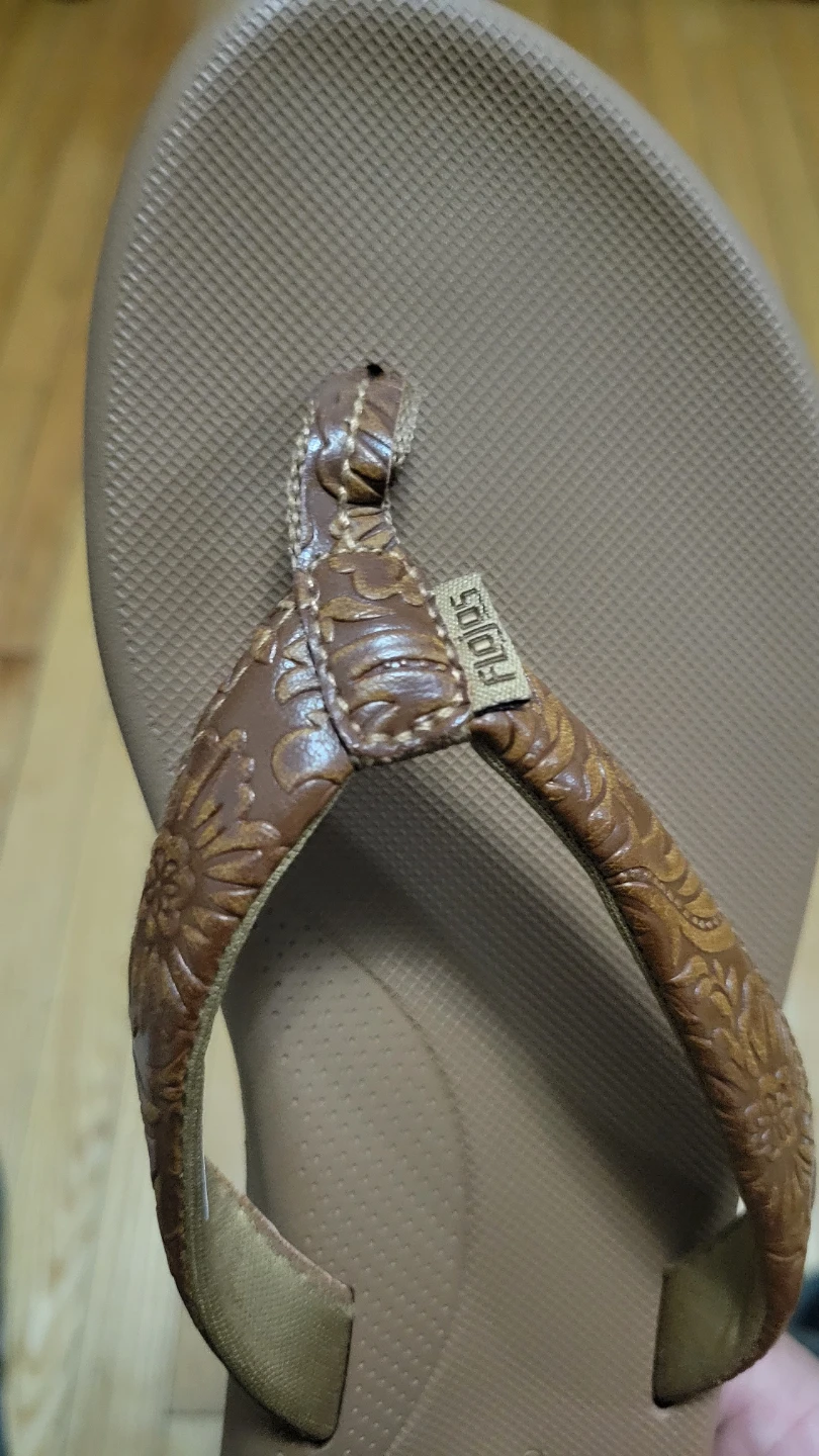 Flojos 'Just Hangin' Out' Sandals - Size 9 - photo 4
