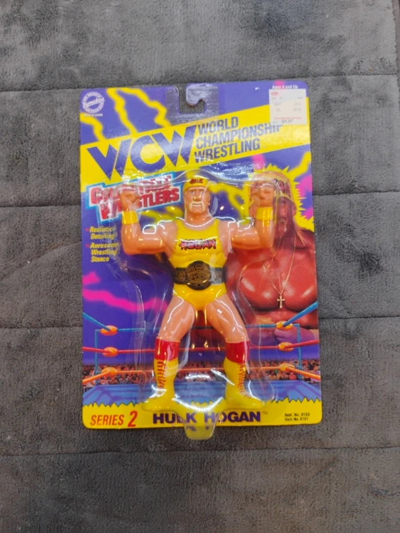 WCW Collectible Wrestlers Series 2 Hulk Hogan Action Figure