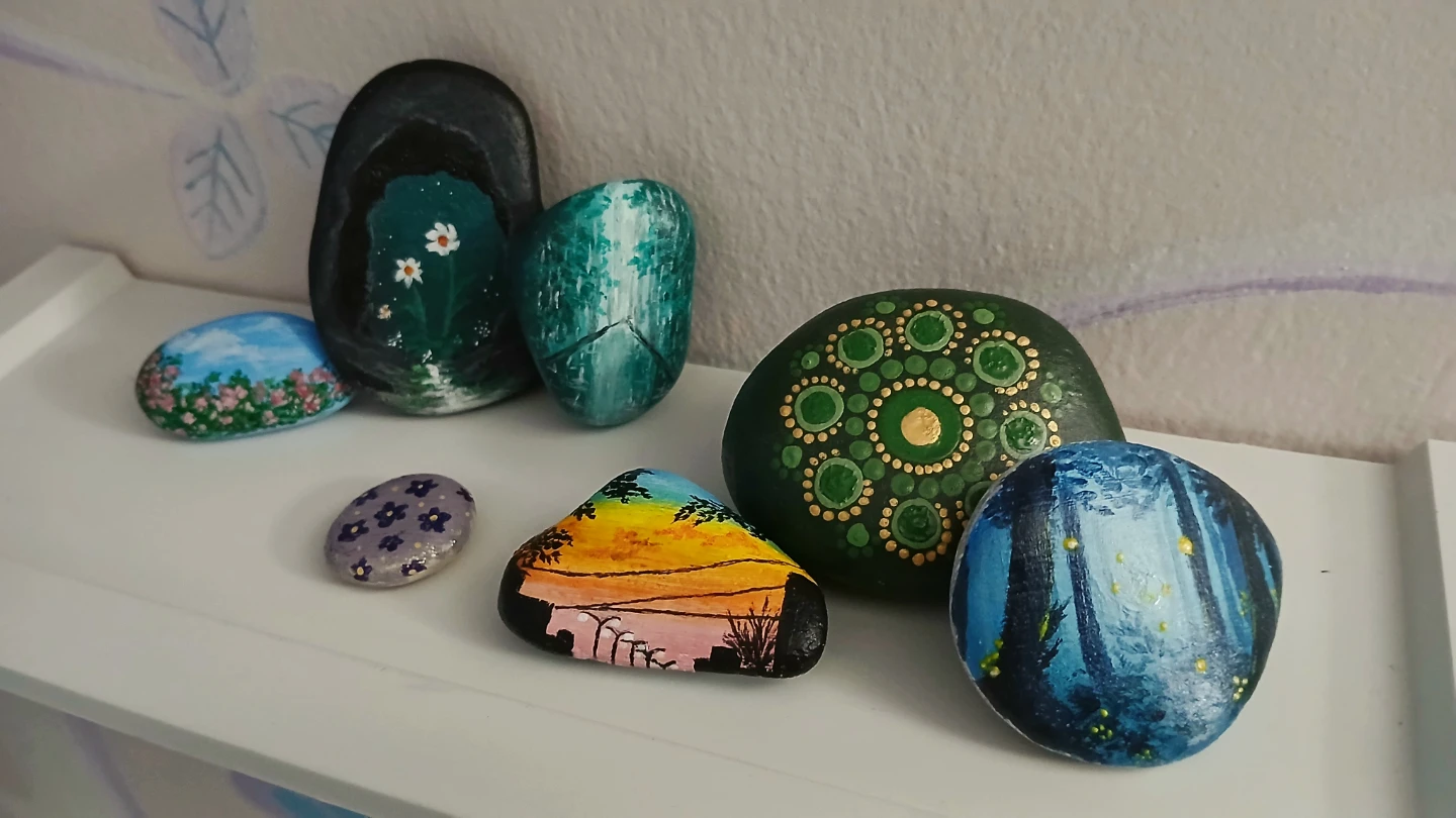 Painted Decorative Rocks - Assorted Sizes