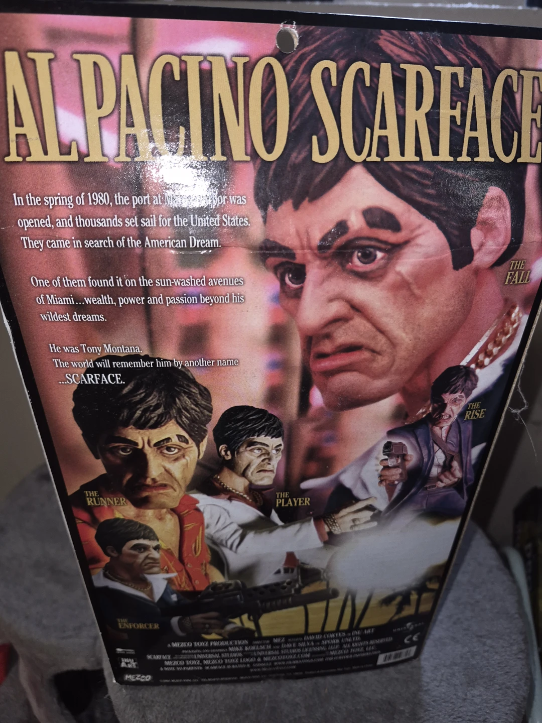 Mezco Toyz Al Pacino Scarface Tony Montana Action Figure - photo 3