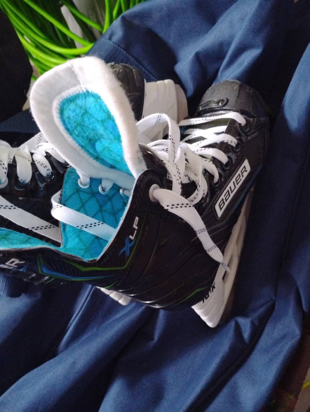 Winnwell Hockey Protective Gear Set - Youth Small - photo 2