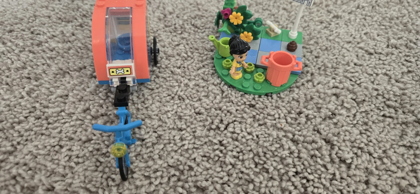 LEGO Friends Doggy Day Care Toy Set
