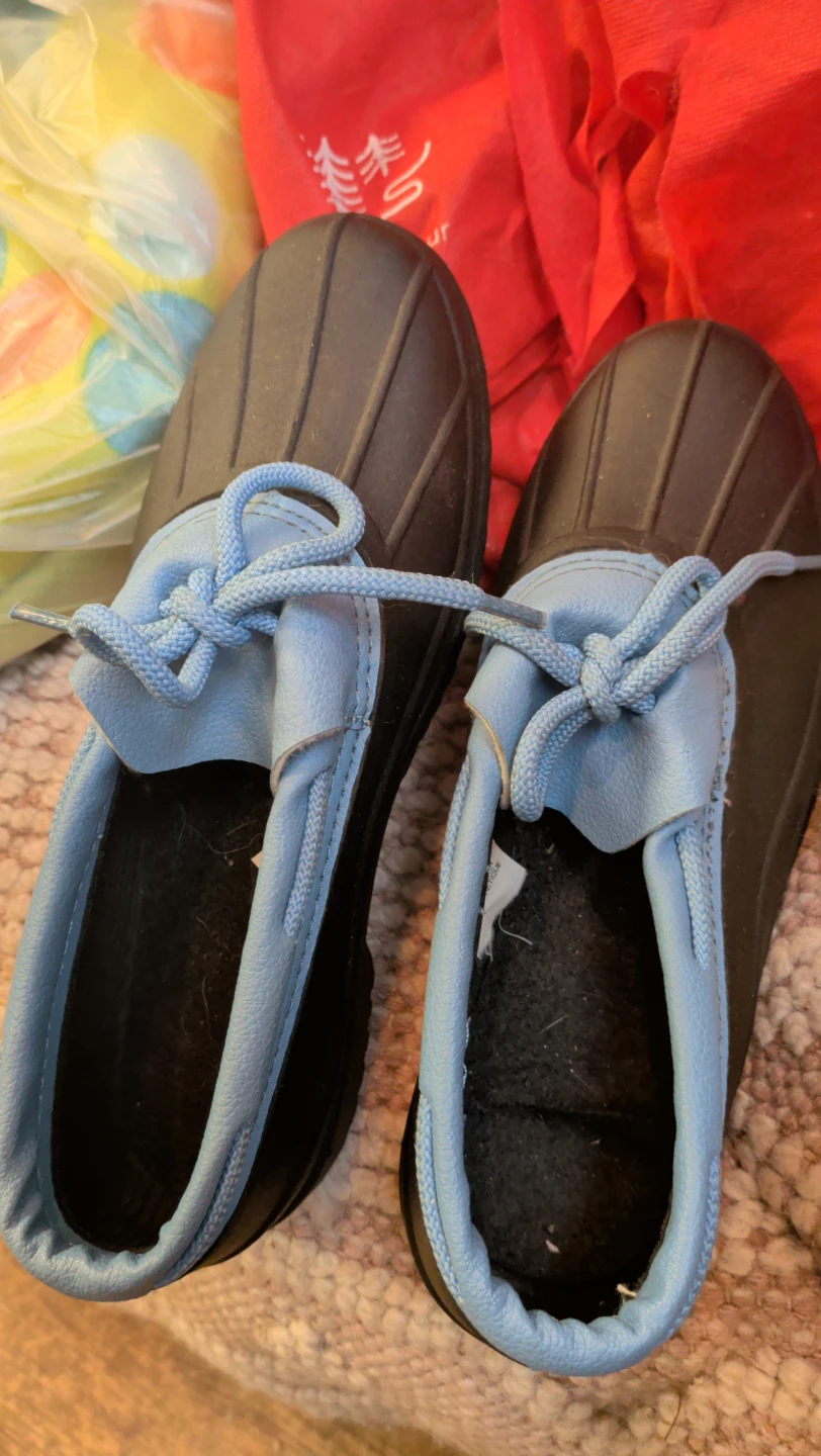 Size 7 Black Duck Shoes - photo 2