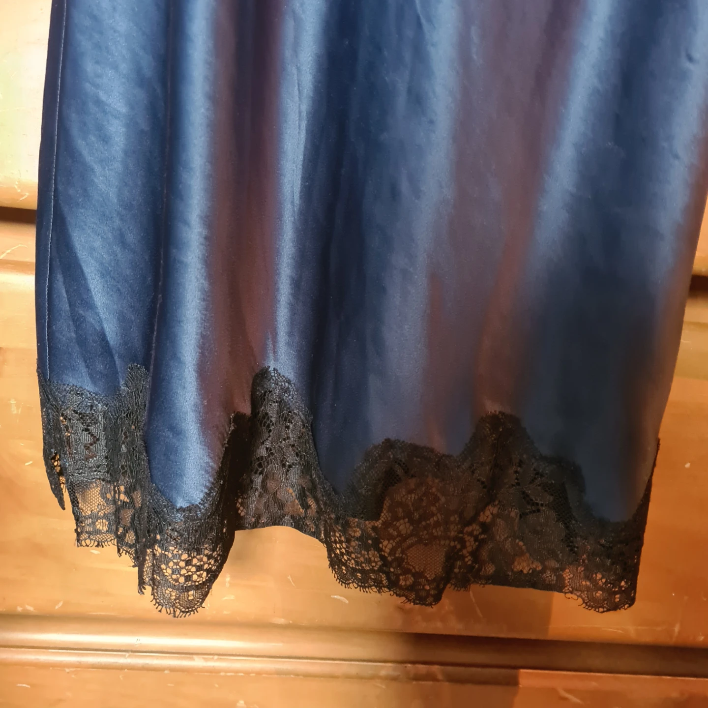 Darjeeling Blue Satin Nightgown Size 42 - photo 3