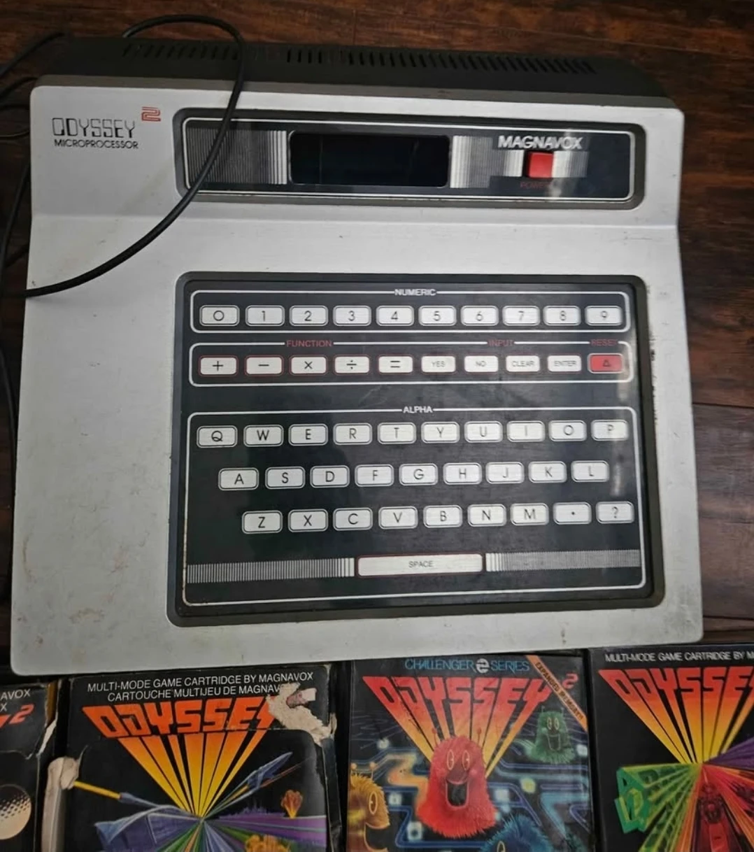OLD VINTAGE ODYSSEY VIDEO GAME CONSOLE(Missing 1 cord) - photo 4