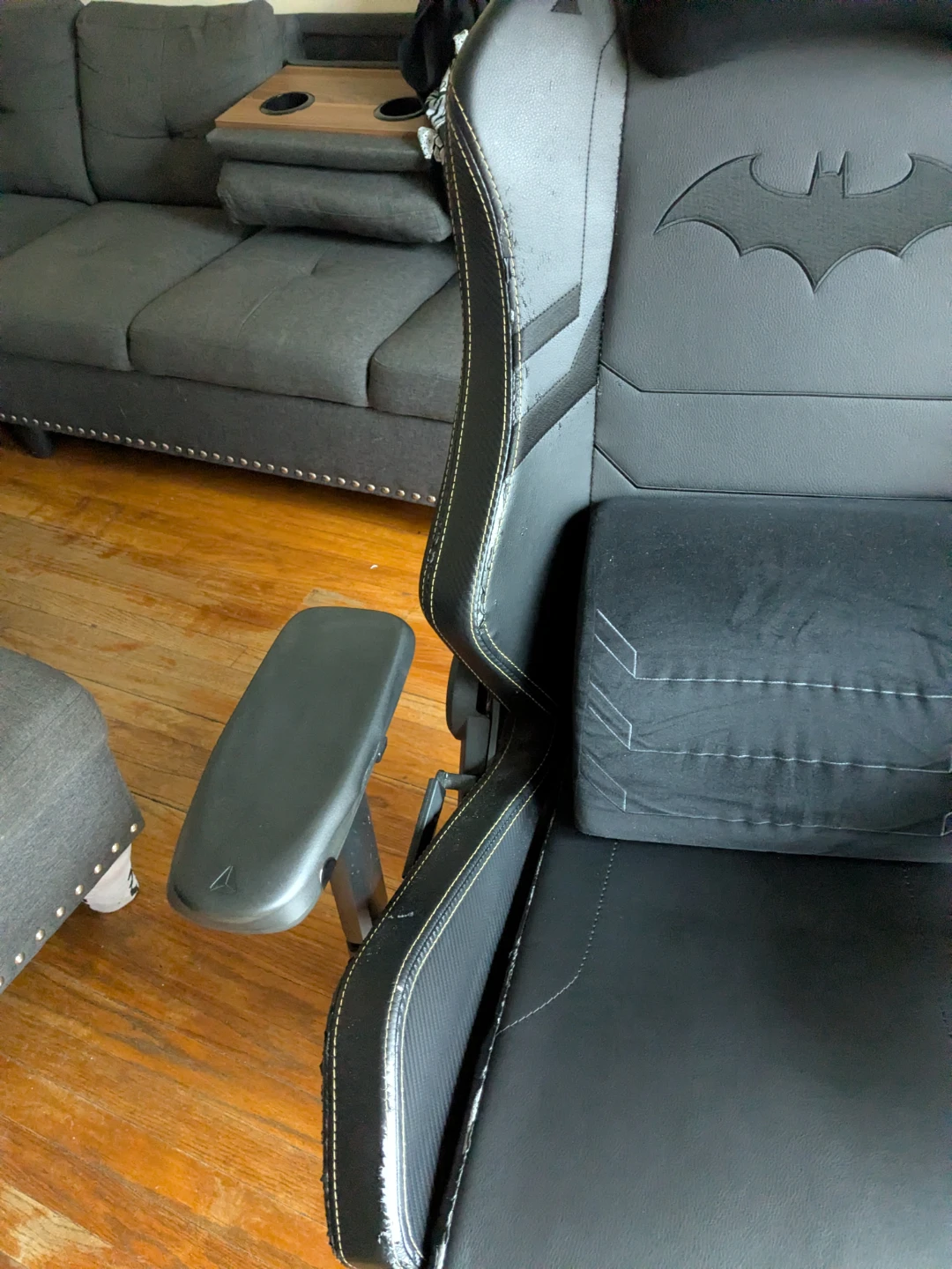 Secretlab Titan Evo 2022 Batman Edition - photo 2
