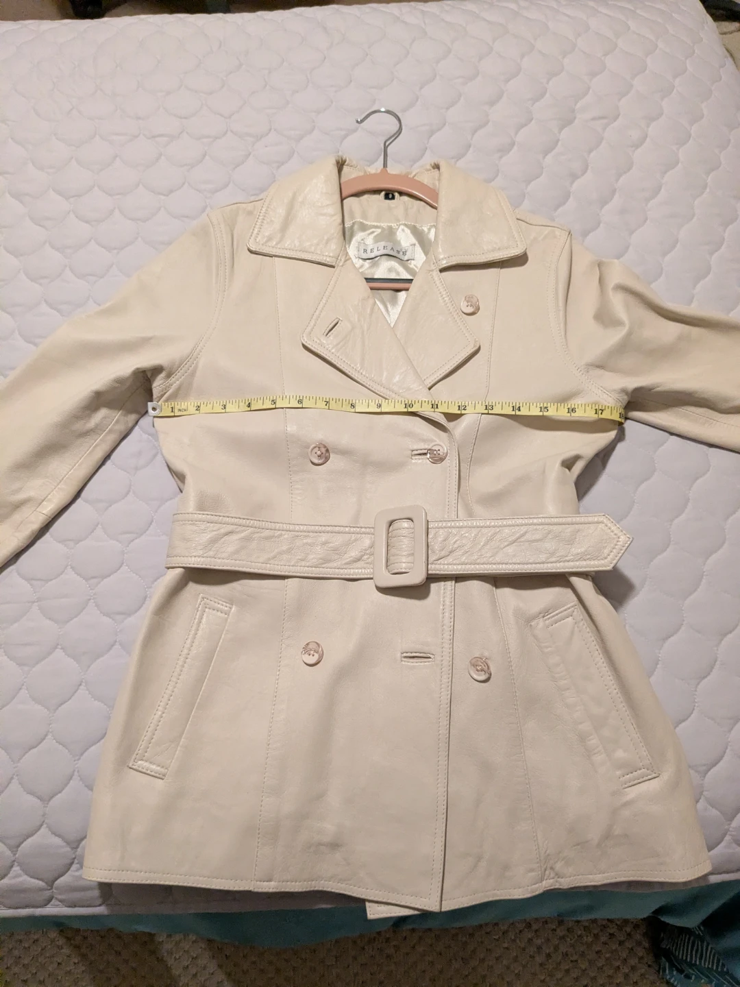 RELEASE Cream Leather Trench coat - photo 2