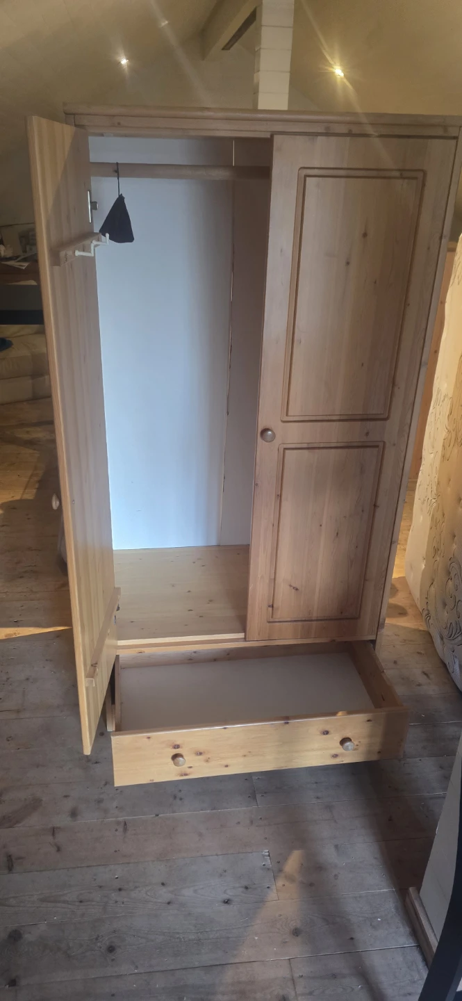 Wooden Wardrobe with Drawers - photo 2