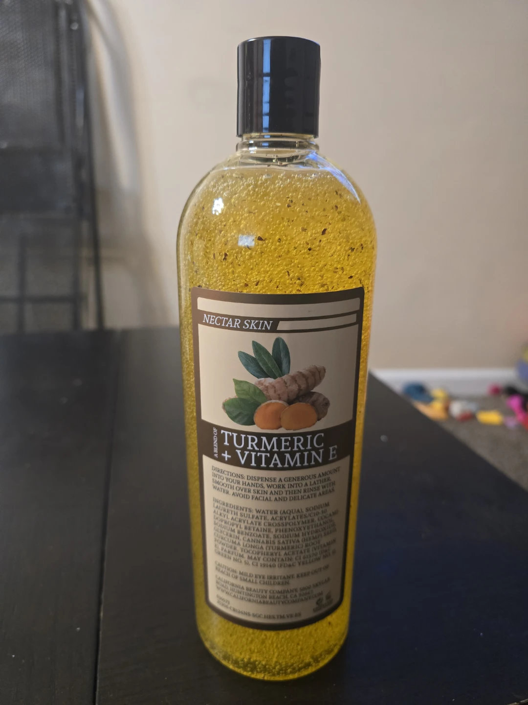 Nectar Skin Turmeric + Vitamin E Exfoliating Shower Gel - photo 3