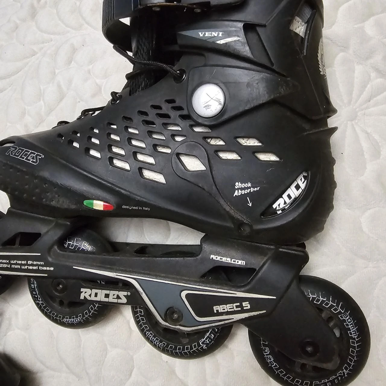 Roces Inline Skates - Size 7W/6M + Full Protection Gear Set - photo 3