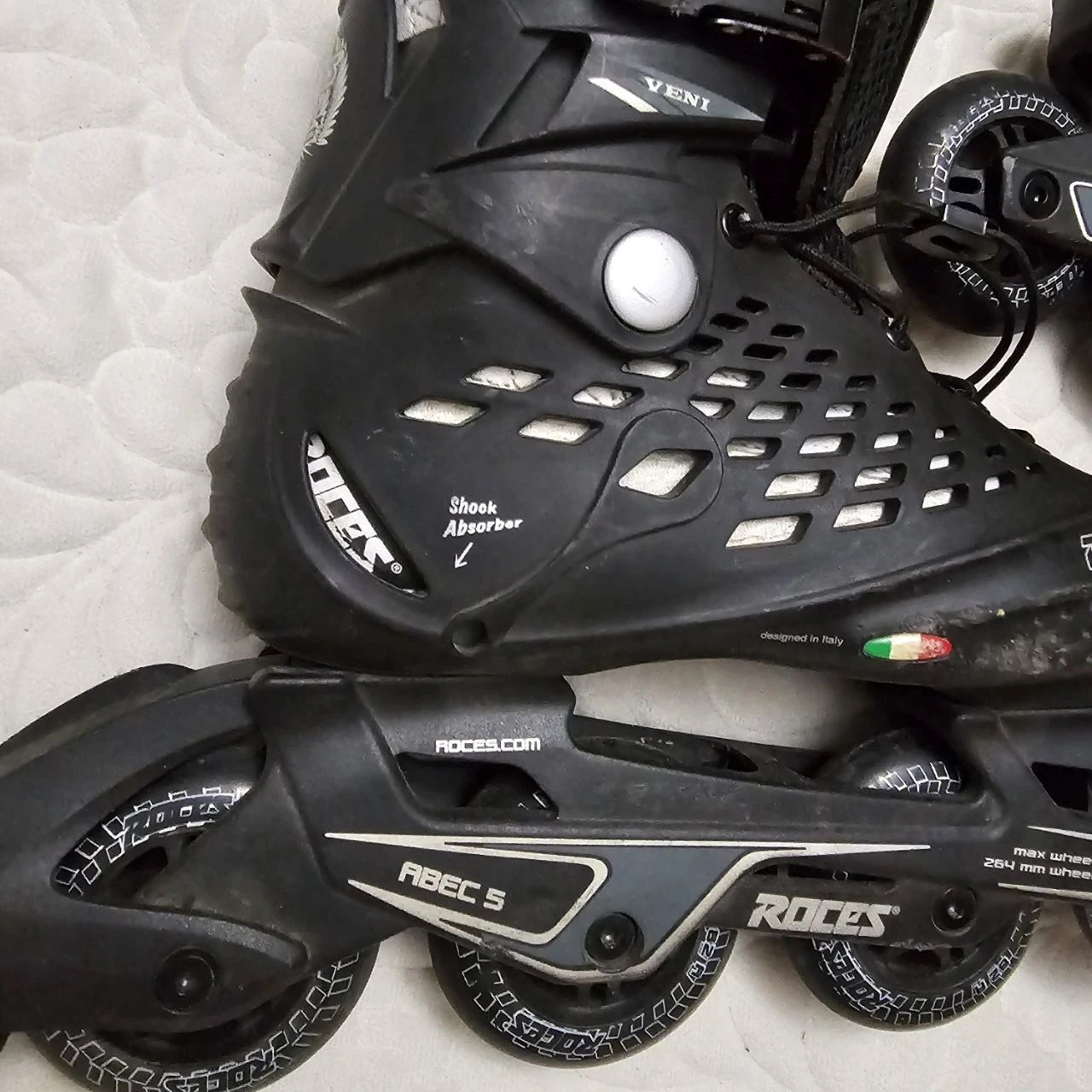 Roces Inline Skates - Size 7W/6M + Full Protection Gear Set - photo 4