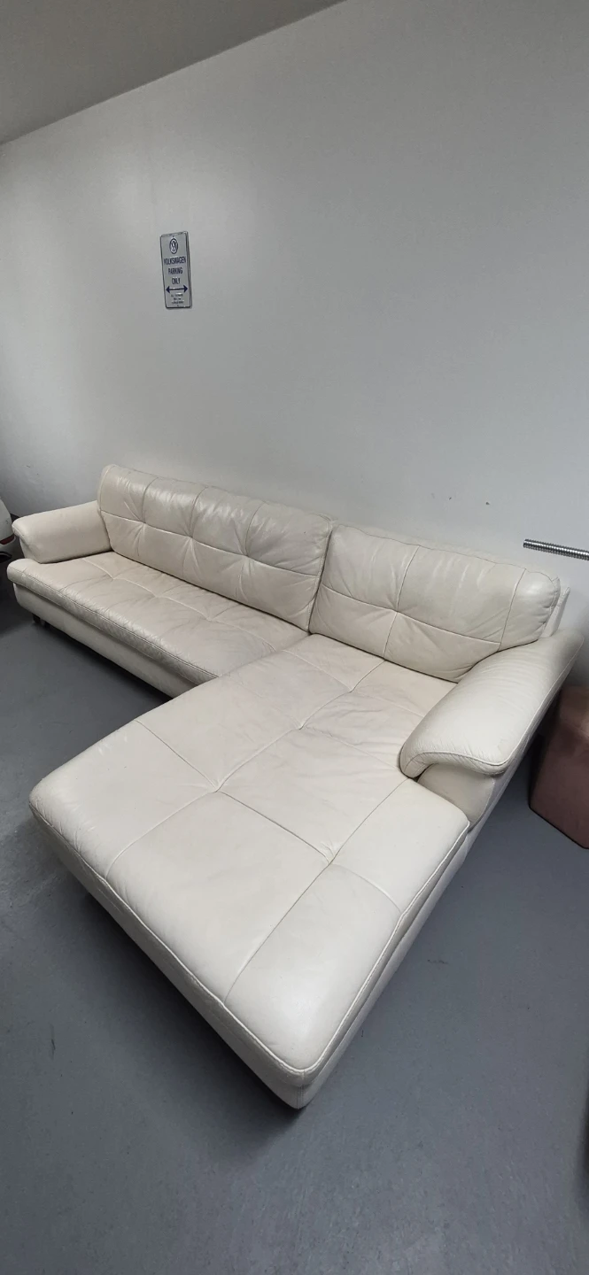 White Leather Sectional Sofa - photo 3