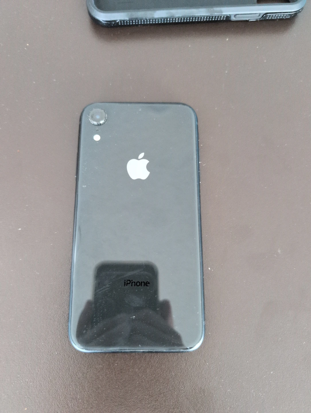 Apple iPhone XR - Black - photo 3