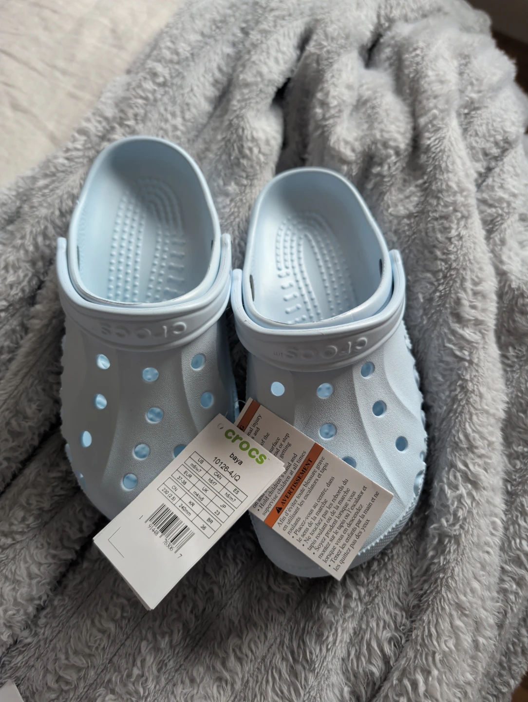 New with tags Crocs Baya Clogs - Women's Size 7 or men's 5 - photo 2