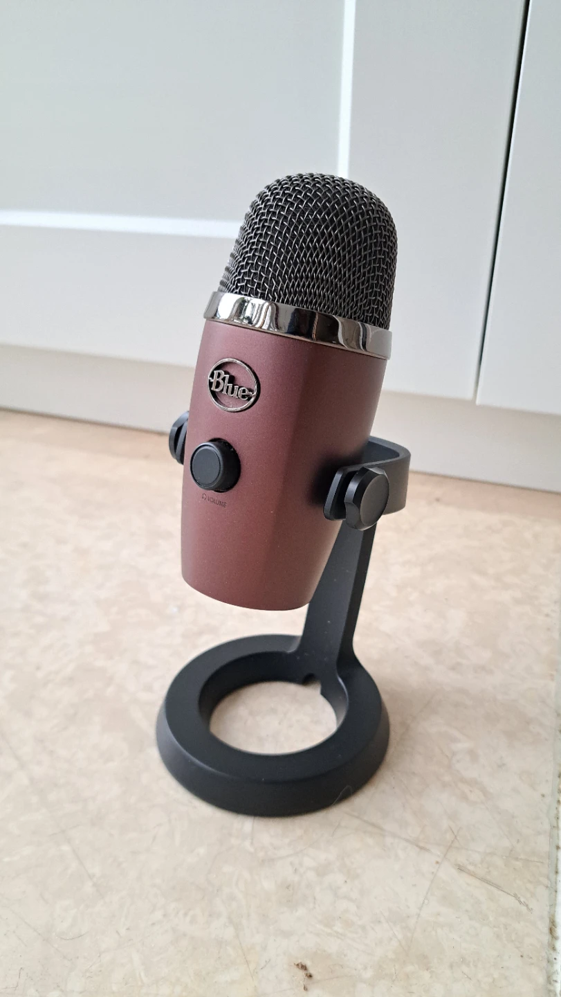 Blue Yeti Nano Premium USB Microphone