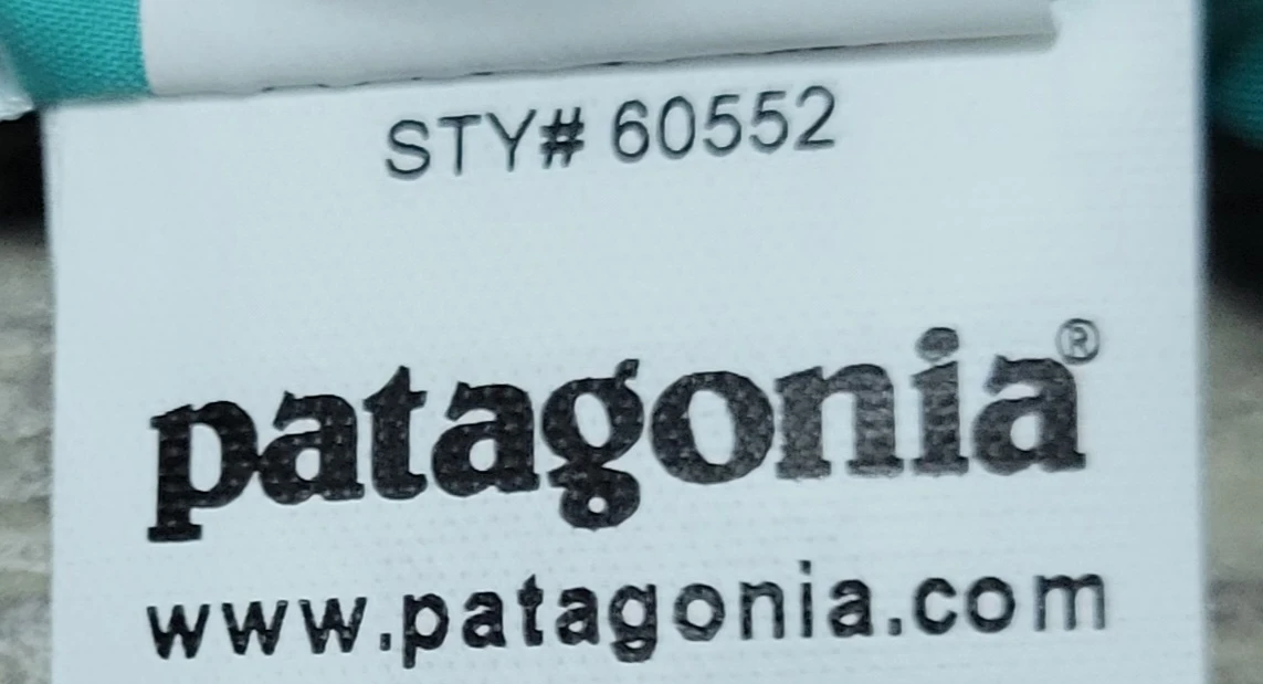 Patagonia Baby Mittens 0-3M Brand New - photo 3