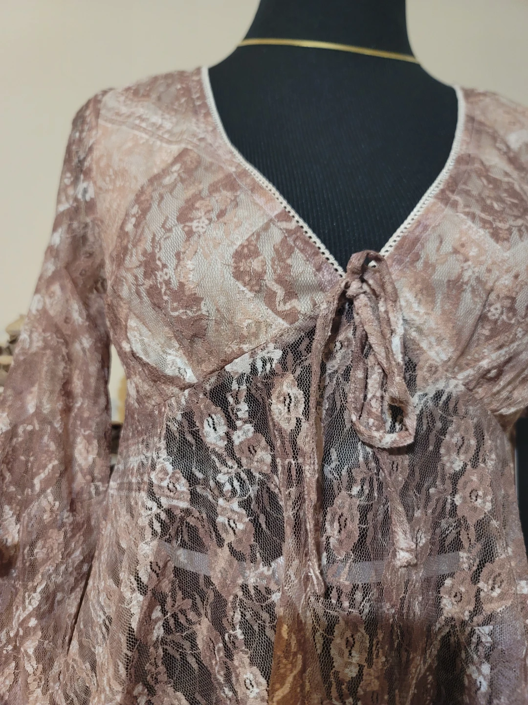 Madden Girl Women's Lace Blouse  Y2K Boho Revival Sz M NWT - photo 4