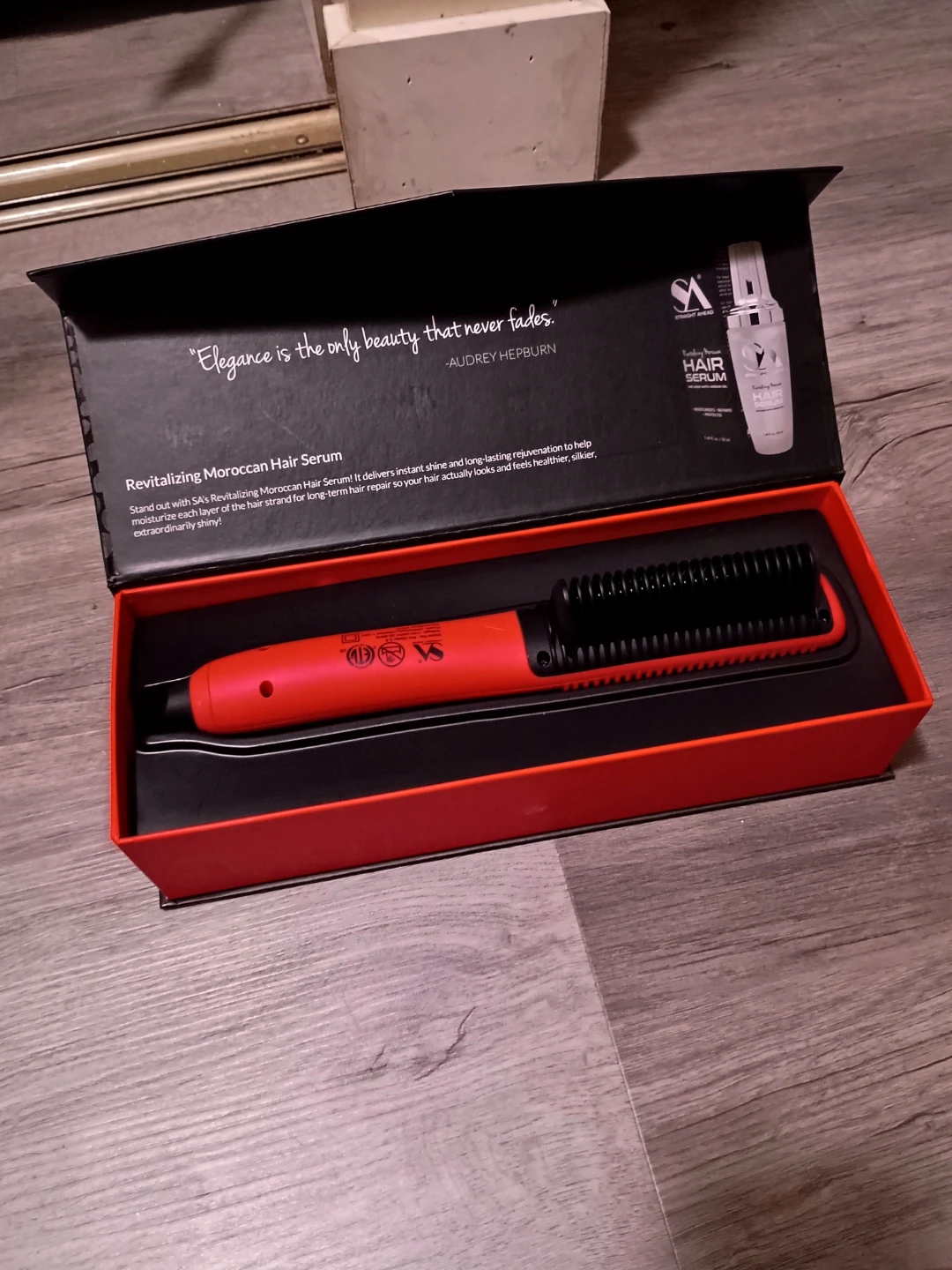 Straight Ahead Pro Glider 2.0 Platinum Hair Straightener Brush