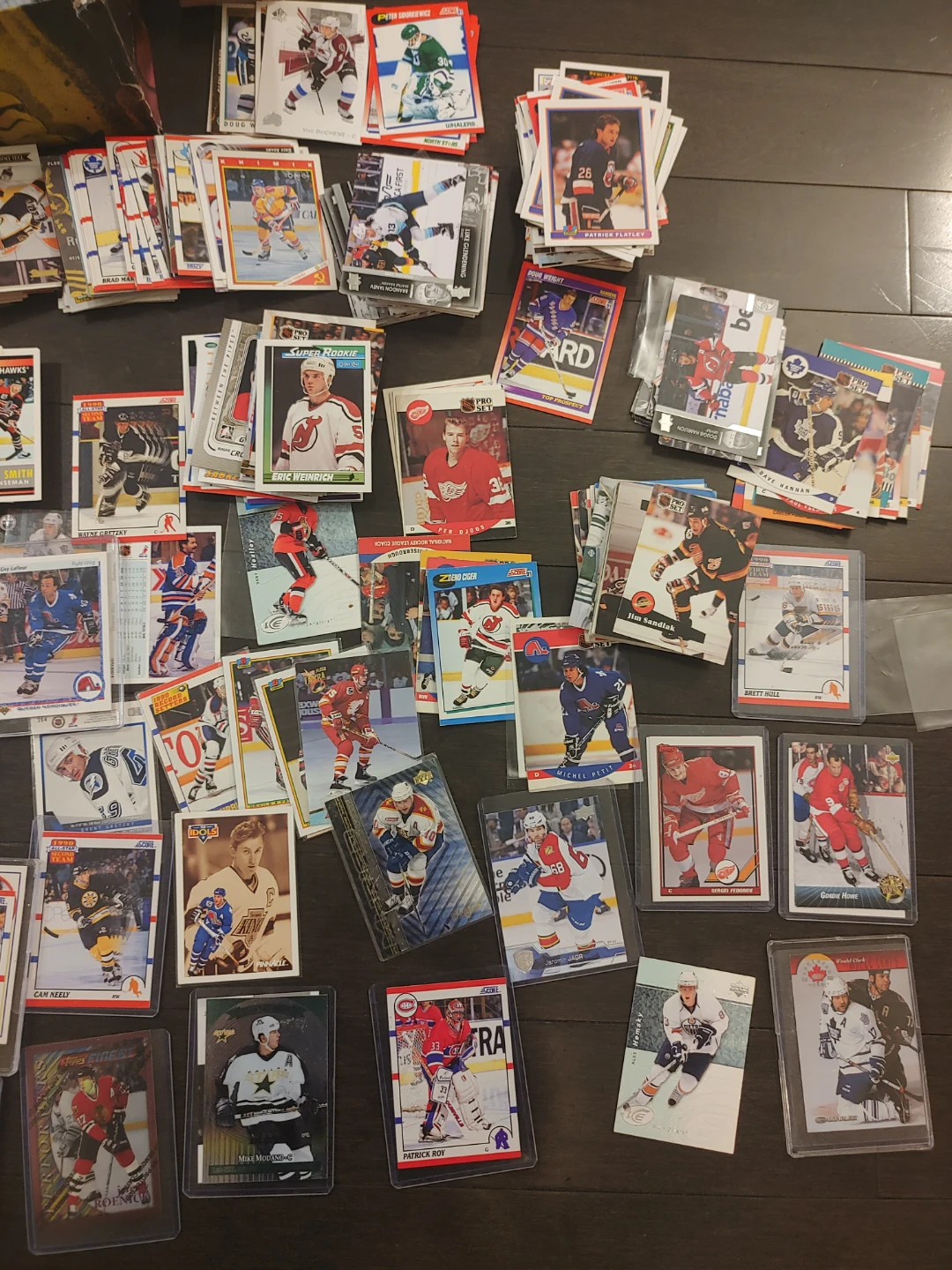 Large Vintage Hockey Card Collection (90s Score, Pro Set, Upper - photo 3