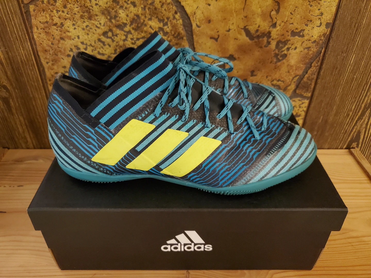 Adidas Nemeziz Soccer Cleats Size 7 - photo 2