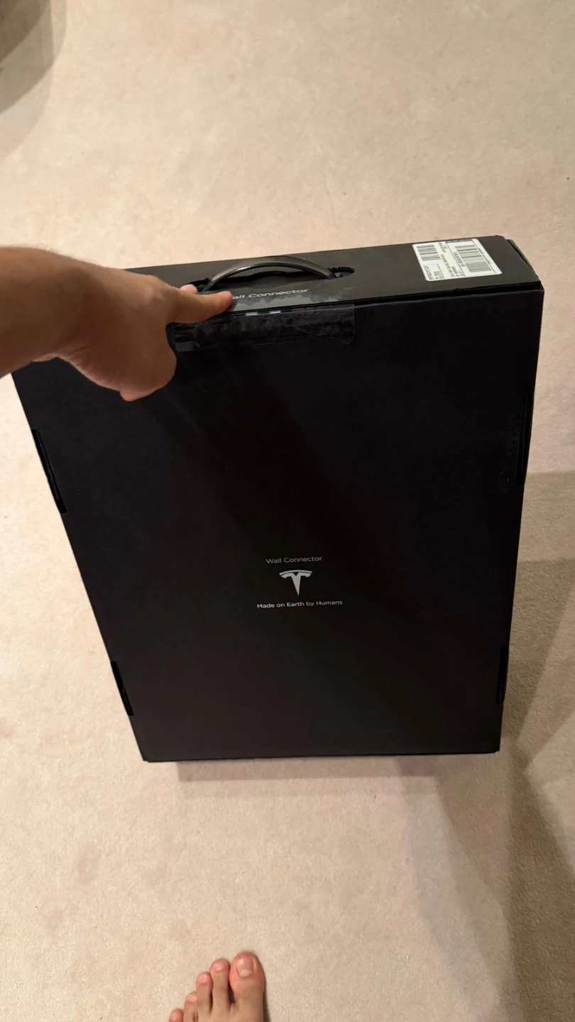Tesla Wall Connector EV Charger - 24' Cable, White - photo 4