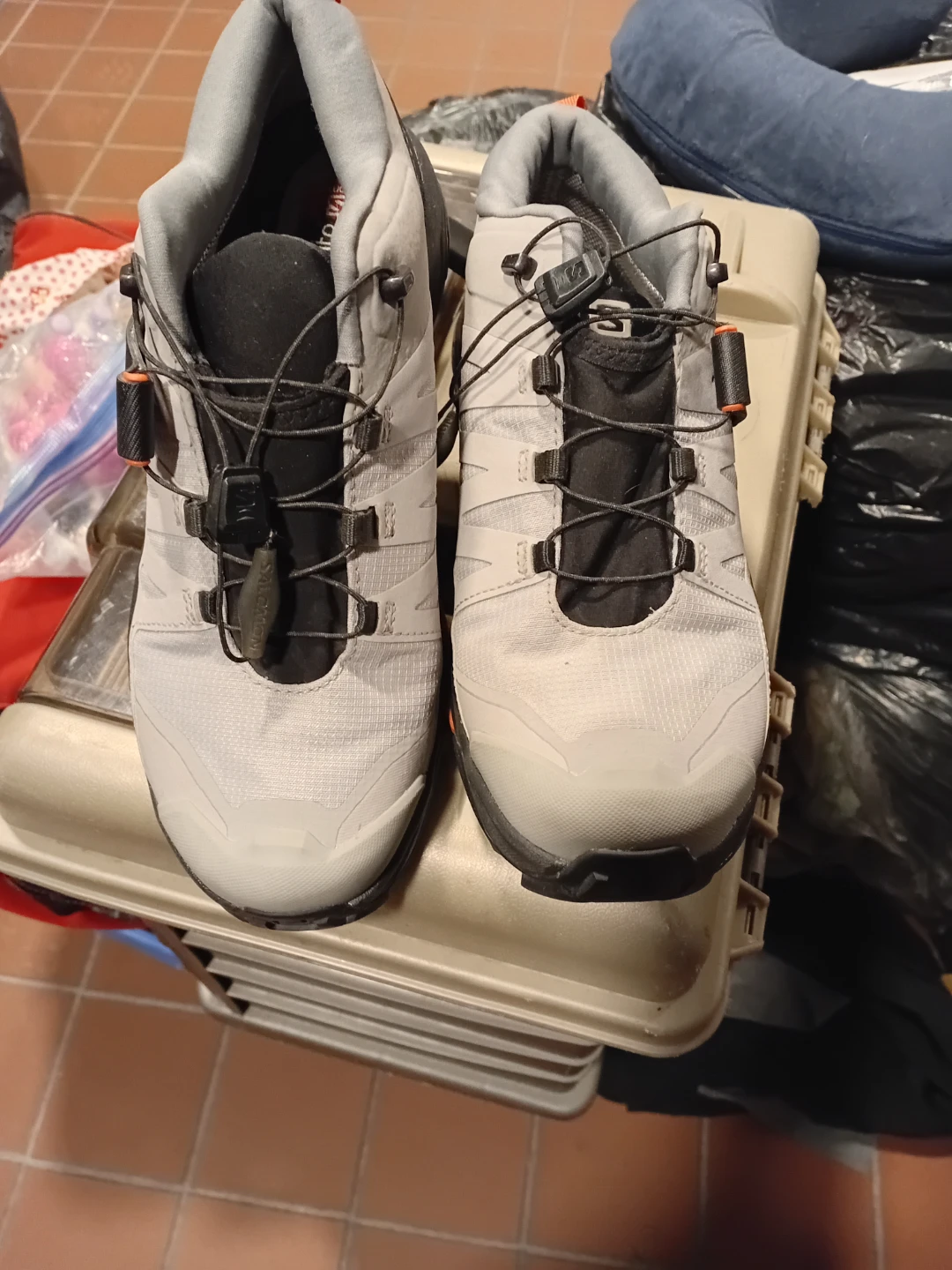 Salomon Gore-Tex Hiking Shoes - photo 2