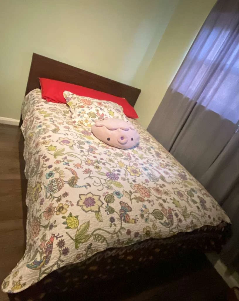 Se. Vende. Muebles. Y camas y - photo 3