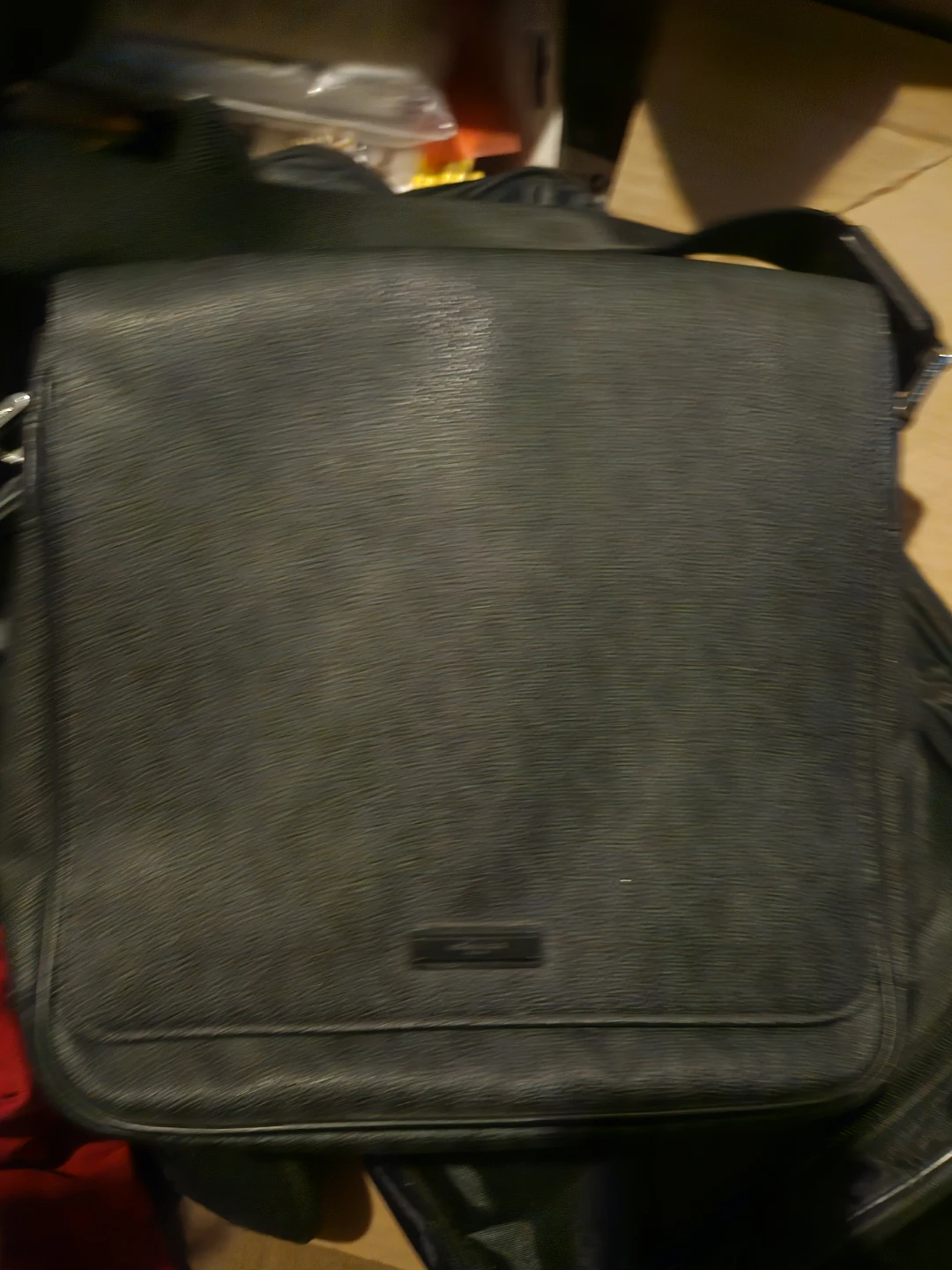 Michael Kors Jet Set Mens Messenger Bag - Black
