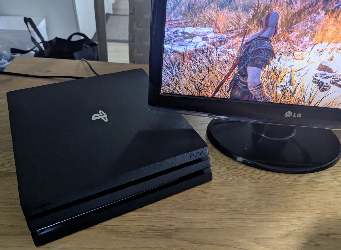 PS4 Pro 2TB - photo 5