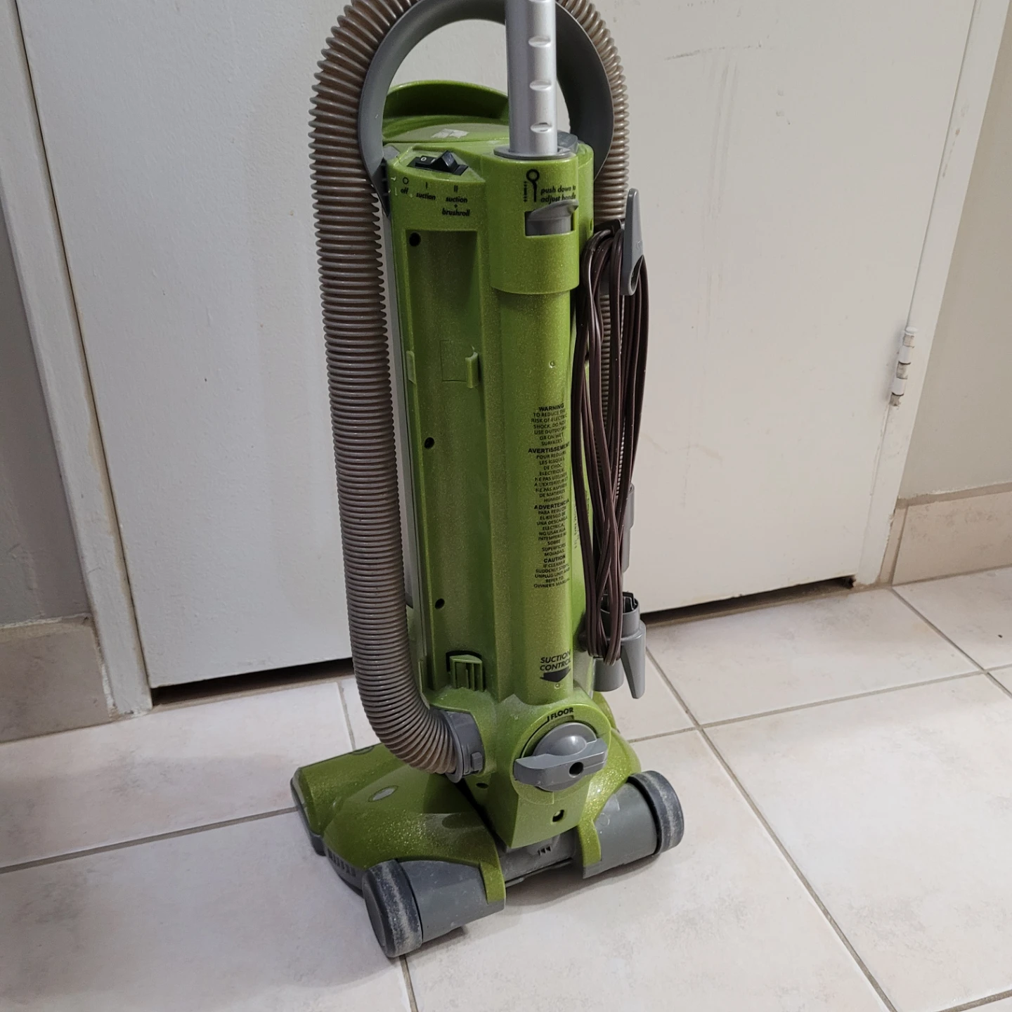 Compact Lightweight Upright Vacuum - photo 3