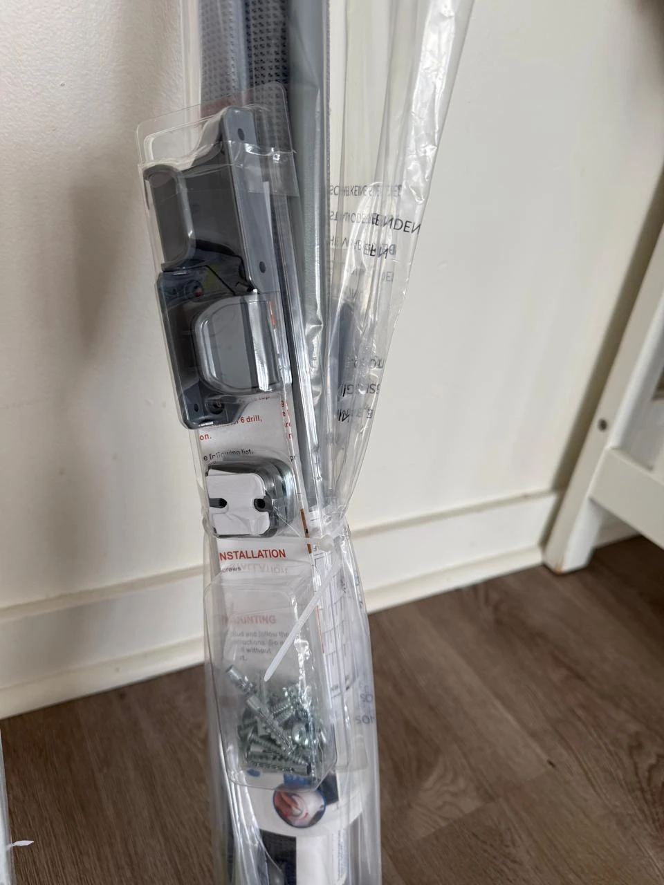 MYPIN Retractable Safety Gate - Gray - photo 4