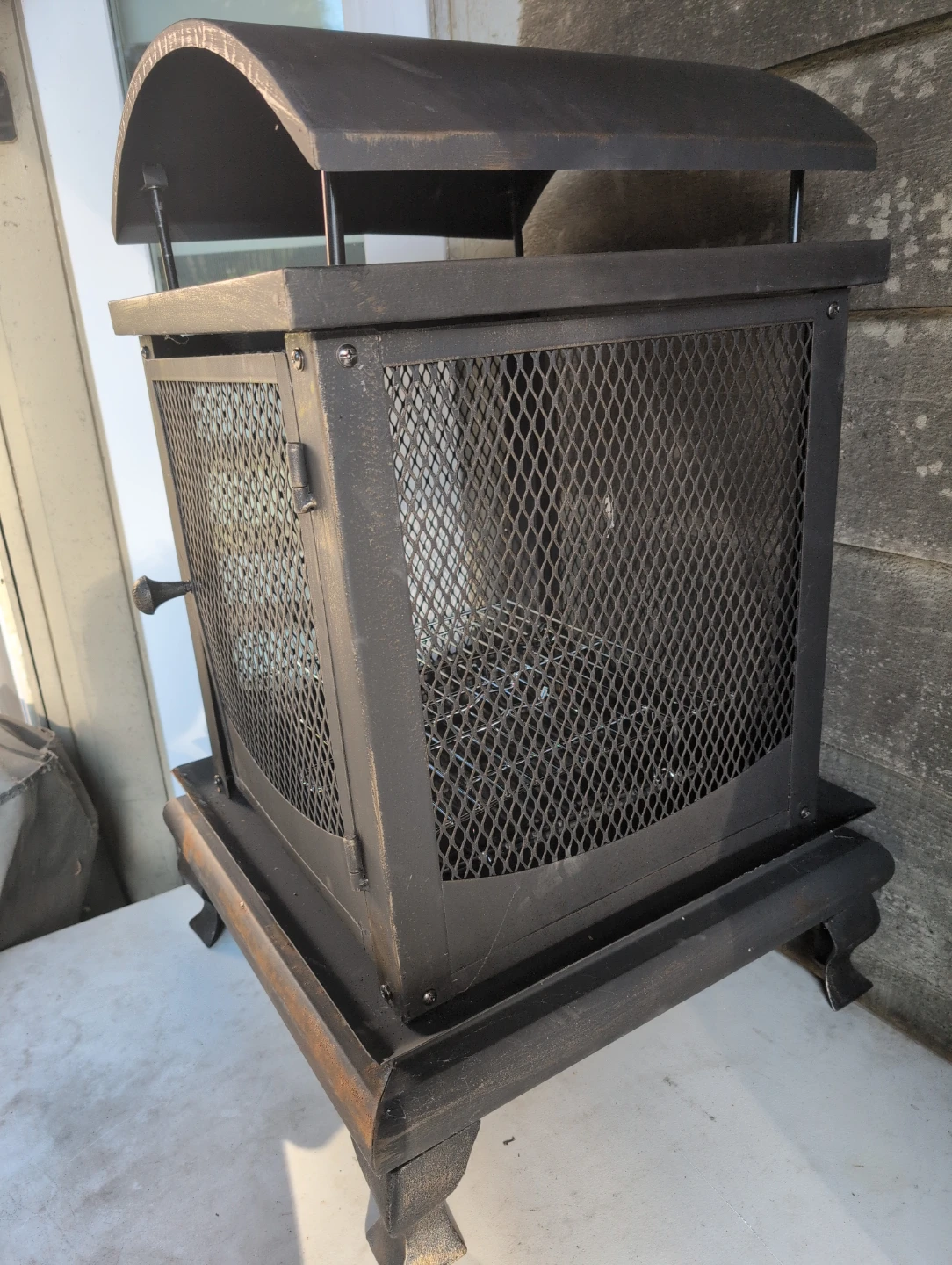 Black Metal Fireplace - photo 4
