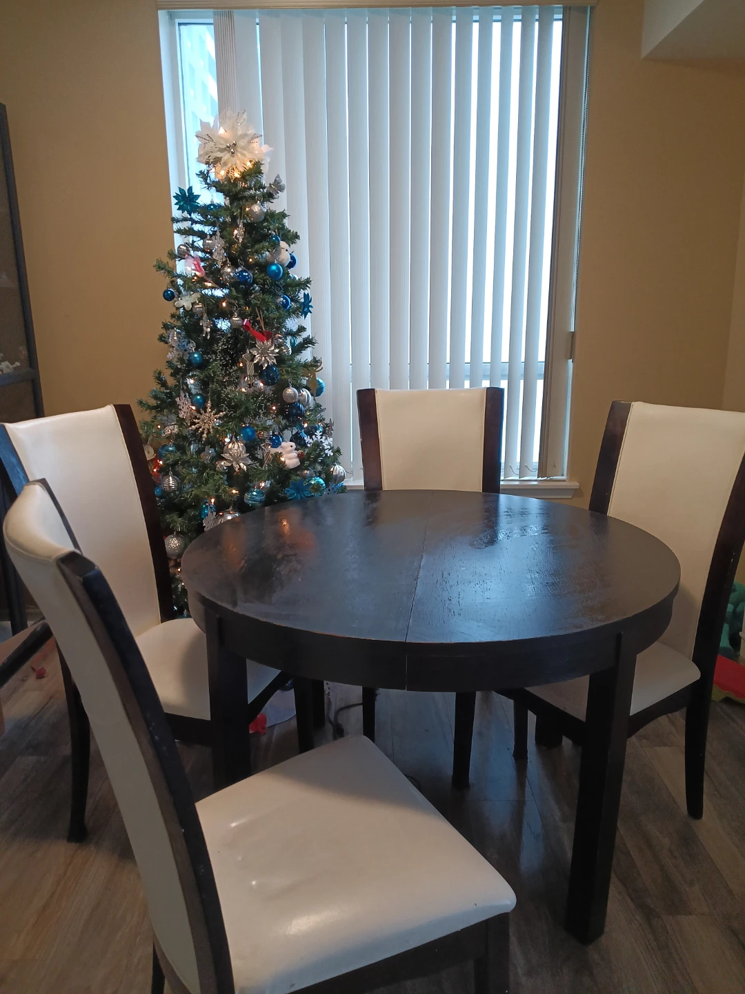 Extendable Round Dining Table - Dark Wood