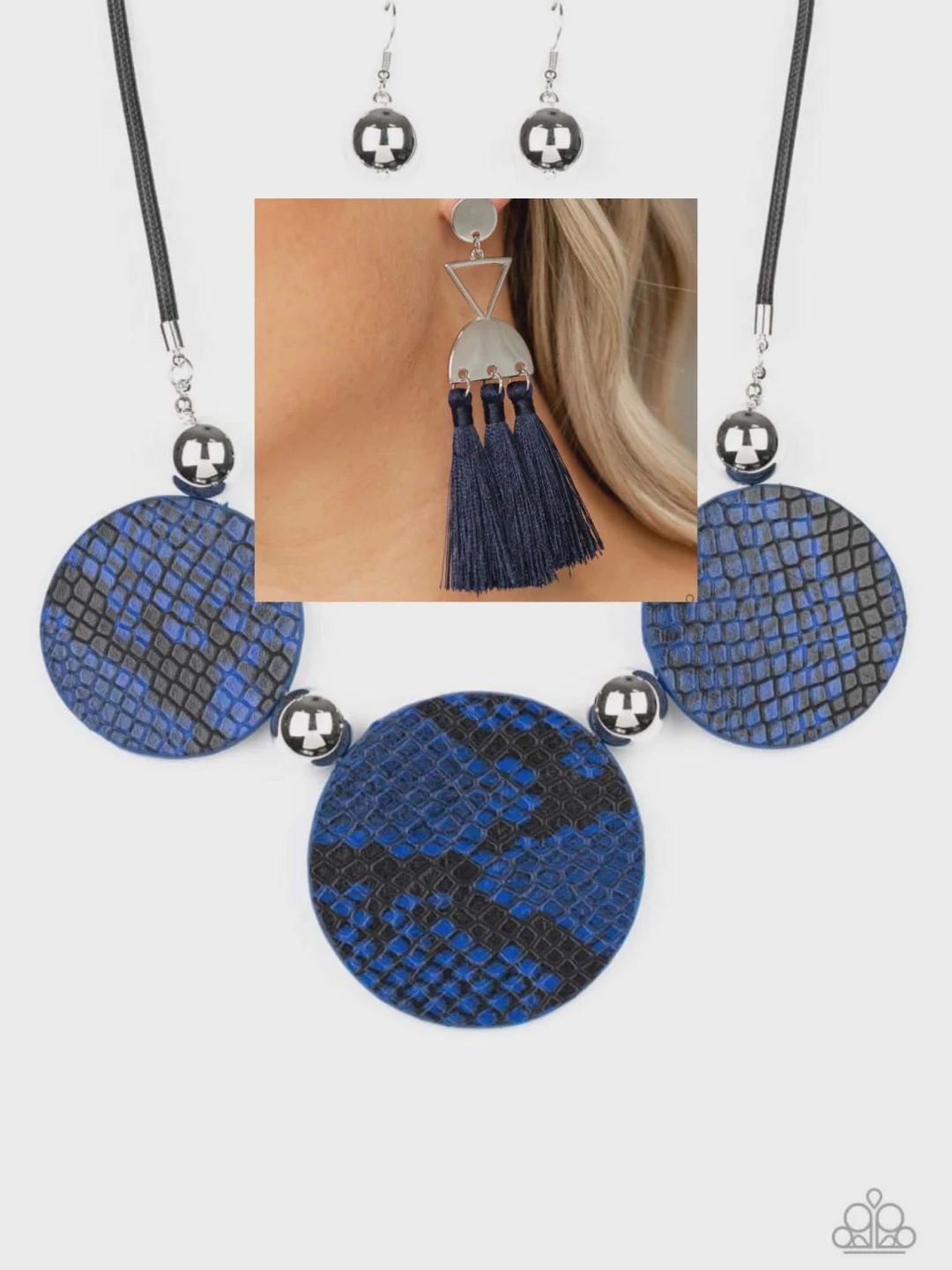 🧡Paparazzi Blue Snake Charmer Necklace & Earring Set