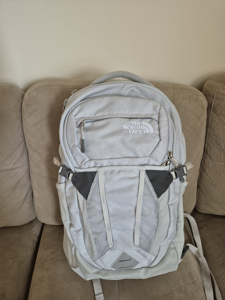 The North Face Recon Backpack - Grey