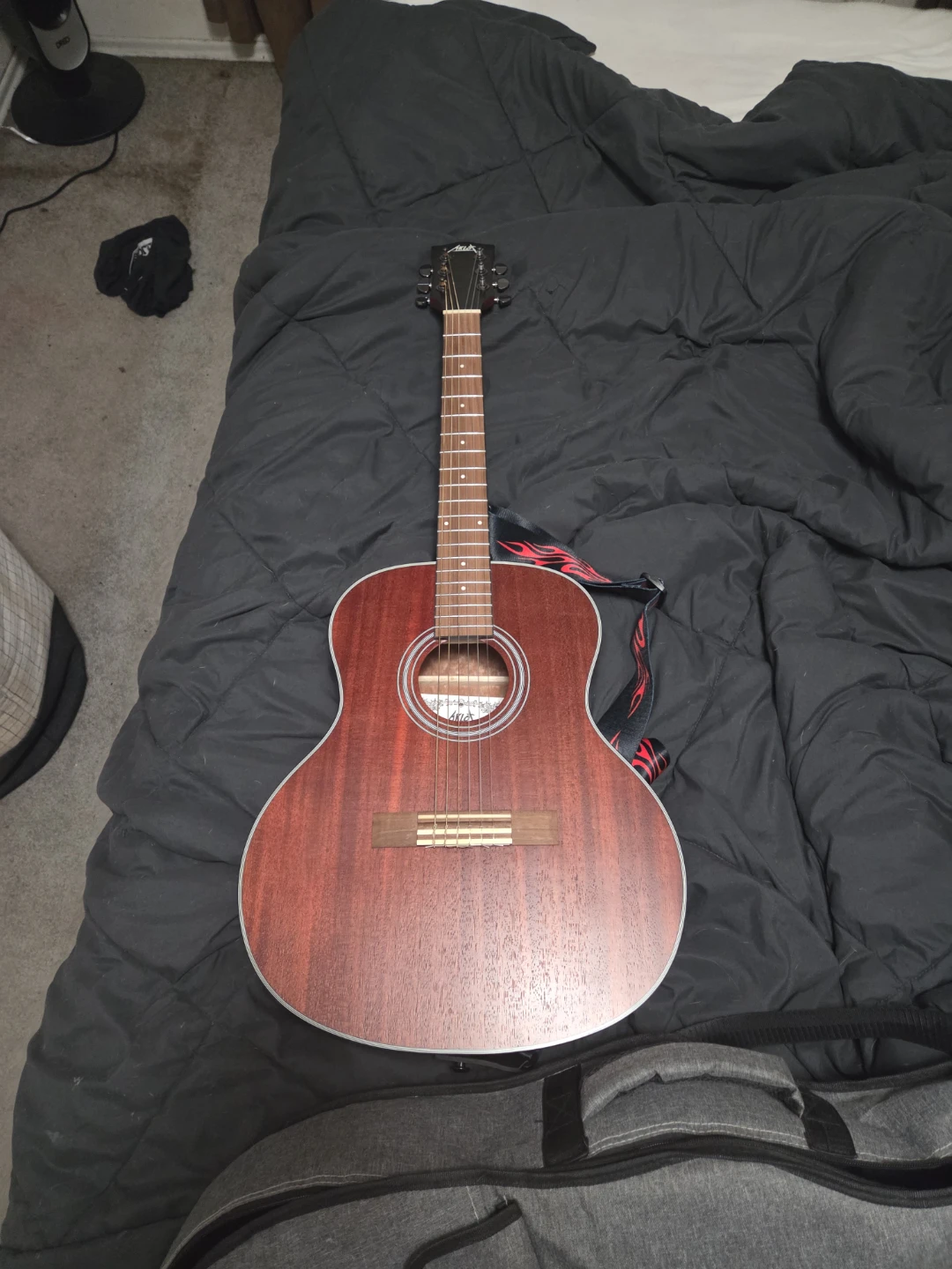 Aklot Acoustic Guitar with Case and Accessories