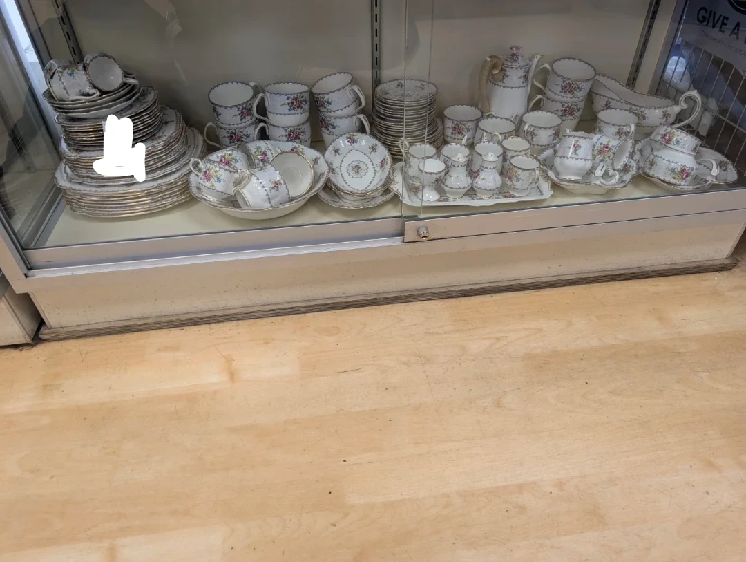95 pc mint condition Royal Albert petit point china