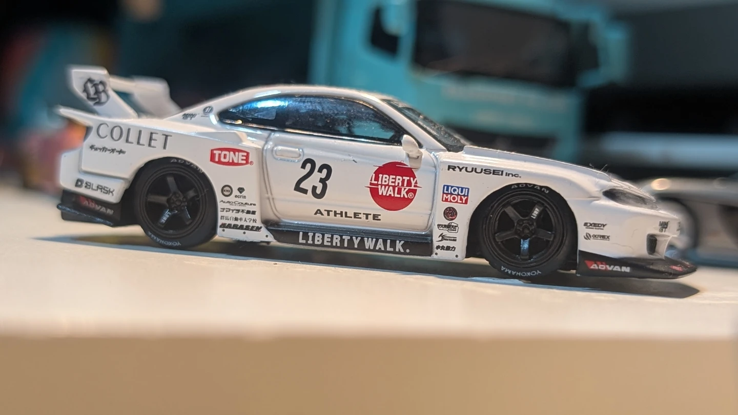 LB-Super Silhouette Nissan Silvia (S15) - Mini GT - photo 3